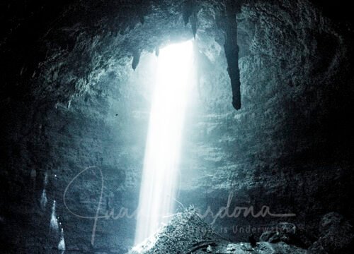 Cavern diving Mexico